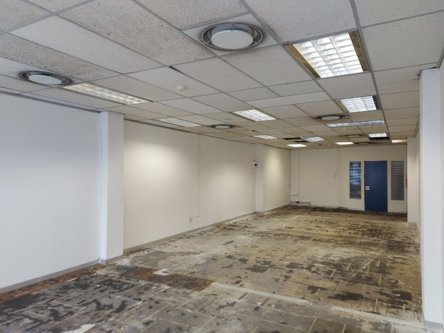 To Let commercial Property for Rent in Rondebosch Western Cape